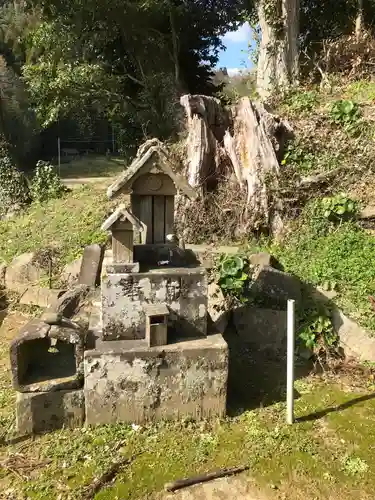 多太神社の末社