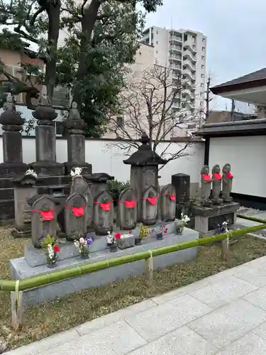 宝勝山　南藏院   蓮光寺(東京都)