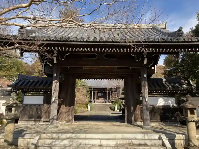 青柳寺の山門