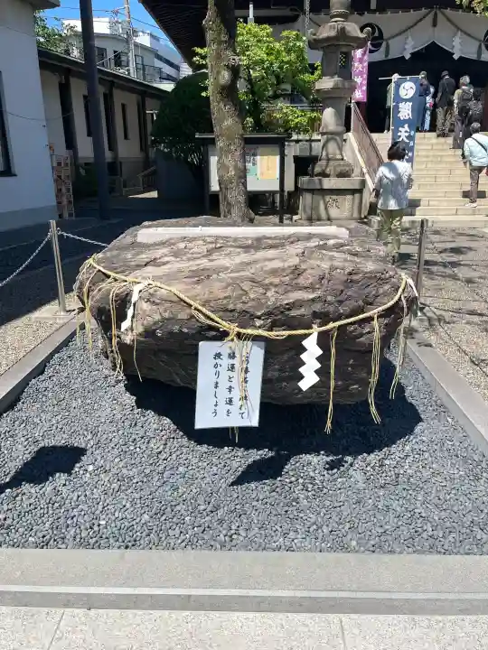亀戸香取神社の{uncategorized: "未分類", other: "その他", undefined: "問題あり", building: "その他建物", grave: "お墓", sacred_gate: "鳥居", guardian: "狛犬", statue: "像", buddha: "仏像", history: "歴史", nature: "自然", garden: "庭園", animal: "動物", pagoda: "塔", temizu: "手水舎", mountain_gate: "山門・神門", sanctuary: "本殿・本堂", subordinate: "末社・摂社", art: "芸術", scenery: "景色", jizo: "地蔵", ema: "絵馬", goshuin: "御朱印", omikuji: "おみくじ", items: "授与品その他", amulet: "お守り", goshuincho: "御朱印帳", eats: "食事", festival: "お祭り", votive_dance: "神楽", shichigosan: "七五三参", wedding: "結婚式", experience: "体験その他", initially: "初詣", around: "周辺", anti_infection: "感染症対策"}