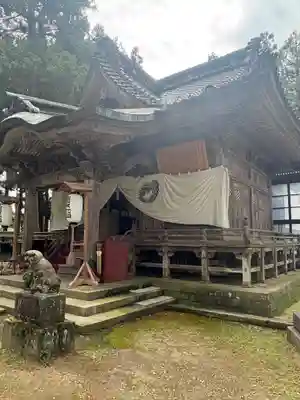 守りの神　藤基神社の本殿・本堂