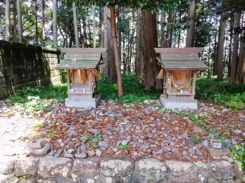 諏訪社（中志段味）の末社・摂社