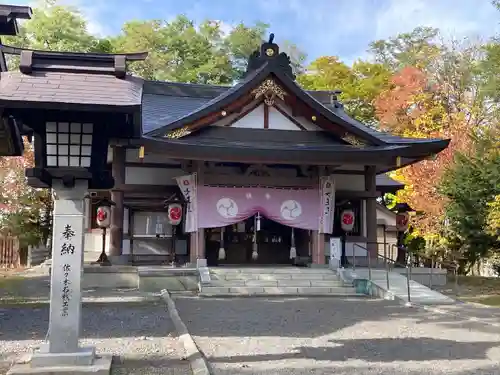 鷹栖神社の本殿