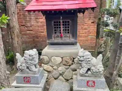 笠間稲荷神社の{uncategorized: "未分類", other: "その他", undefined: "問題あり", building: "その他建物", grave: "お墓", sacred_gate: "鳥居", guardian: "狛犬", statue: "像", buddha: "仏像", history: "歴史", nature: "自然", garden: "庭園", animal: "動物", pagoda: "塔", temizu: "手水舎", mountain_gate: "山門・神門", sanctuary: "本殿・本堂", subordinate: "末社・摂社", art: "芸術", scenery: "景色", jizo: "地蔵", ema: "絵馬", goshuin: "御朱印", omikuji: "おみくじ", items: "授与品その他", amulet: "お守り", goshuincho: "御朱印帳", eats: "食事", festival: "お祭り", votive_dance: "神楽", shichigosan: "七五三参", wedding: "結婚式", experience: "体験その他", initially: "初詣", around: "周辺", anti_infection: "感染症対策"}