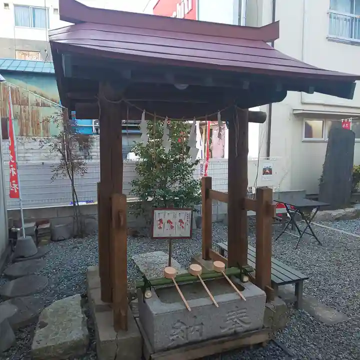 金刀毘羅神社の手水舎