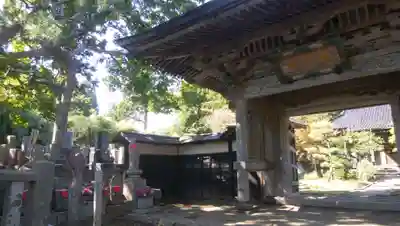龍雲院の山門・神門