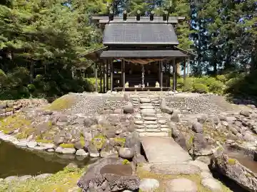 唐松山天日宮の{uncategorized: "未分類", other: "その他", undefined: "問題あり", building: "その他建物", grave: "お墓", sacred_gate: "鳥居", guardian: "狛犬", statue: "像", buddha: "仏像", history: "歴史", nature: "自然", garden: "庭園", animal: "動物", pagoda: "塔", temizu: "手水舎", mountain_gate: "山門・神門", sanctuary: "本殿・本堂", subordinate: "末社・摂社", art: "芸術", scenery: "景色", jizo: "地蔵", ema: "絵馬", goshuin: "御朱印", omikuji: "おみくじ", items: "授与品その他", amulet: "お守り", goshuincho: "御朱印帳", eats: "食事", festival: "お祭り", votive_dance: "神楽", shichigosan: "七五三参", wedding: "結婚式", experience: "体験その他", initially: "初詣", around: "周辺", anti_infection: "感染症対策"}