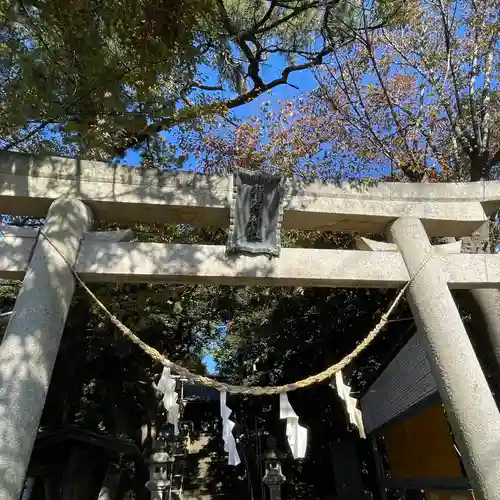 小栗原稲荷神社の鳥居