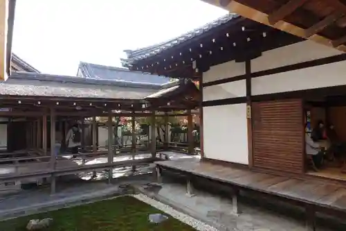 仁和寺の本殿・本堂