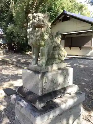 和爾良神社（猪子石原）の狛犬