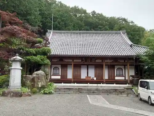 崇禅寺の本殿