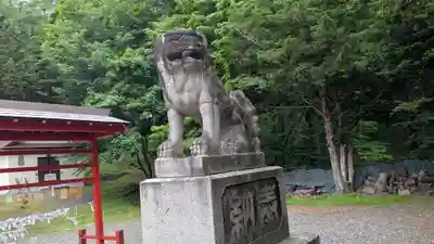新得神社の狛犬