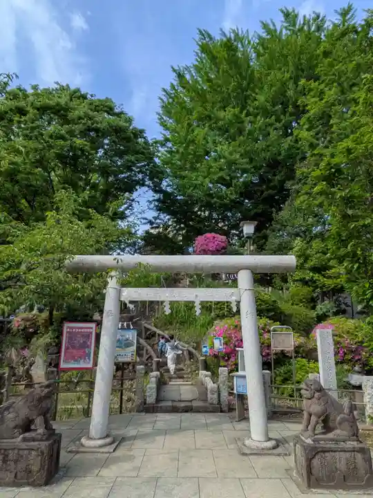 鳩森八幡神社(東京都)