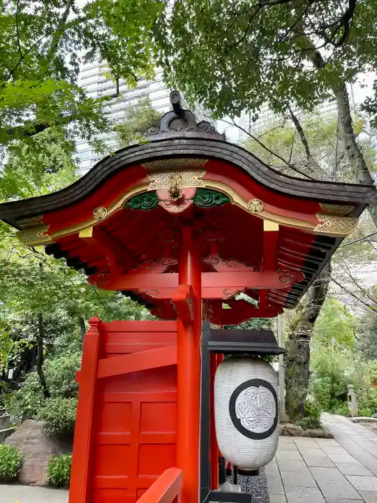 愛宕神社の山門・神門