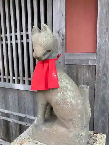 若年神社の狛犬