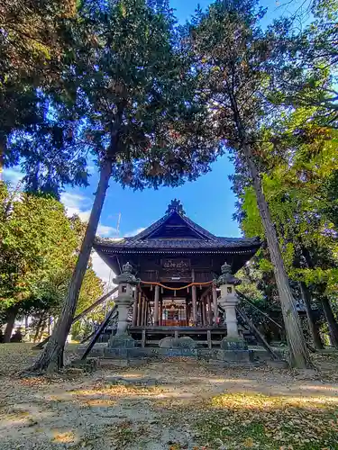 八柱神社の本殿・本堂