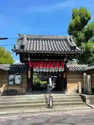 興徳寺の山門・神門