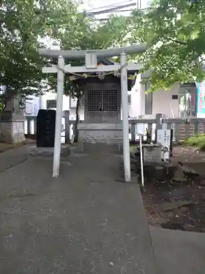長島神社の{uncategorized: "未分類", other: "その他", undefined: "問題あり", building: "その他建物", grave: "お墓", sacred_gate: "鳥居", guardian: "狛犬", statue: "像", buddha: "仏像", history: "歴史", nature: "自然", garden: "庭園", animal: "動物", pagoda: "塔", temizu: "手水舎", mountain_gate: "山門・神門", sanctuary: "本殿・本堂", subordinate: "末社・摂社", art: "芸術", scenery: "景色", jizo: "地蔵", ema: "絵馬", goshuin: "御朱印", omikuji: "おみくじ", items: "授与品その他", amulet: "お守り", goshuincho: "御朱印帳", eats: "食事", festival: "お祭り", votive_dance: "神楽", shichigosan: "七五三参", wedding: "結婚式", experience: "体験その他", initially: "初詣", around: "周辺", anti_infection: "感染症対策"}