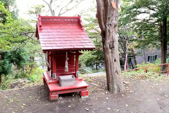 虻田神社の末社・摂社
