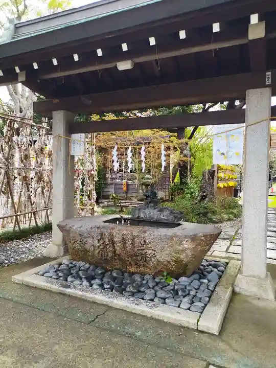 菊田神社の手水舎