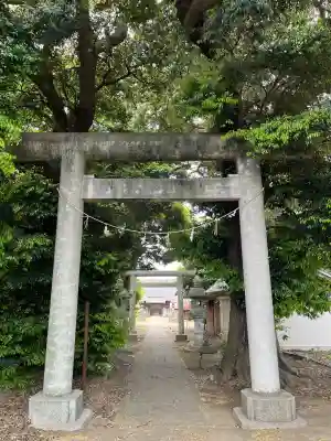 神明社の{uncategorized: "未分類", other: "その他", undefined: "問題あり", building: "その他建物", grave: "お墓", sacred_gate: "鳥居", guardian: "狛犬", statue: "像", buddha: "仏像", history: "歴史", nature: "自然", garden: "庭園", animal: "動物", pagoda: "塔", temizu: "手水舎", mountain_gate: "山門・神門", sanctuary: "本殿・本堂", subordinate: "末社・摂社", art: "芸術", scenery: "景色", jizo: "地蔵", ema: "絵馬", goshuin: "御朱印", omikuji: "おみくじ", items: "授与品その他", amulet: "お守り", goshuincho: "御朱印帳", eats: "食事", festival: "お祭り", votive_dance: "神楽", shichigosan: "七五三参", wedding: "結婚式", experience: "体験その他", initially: "初詣", around: "周辺", anti_infection: "感染症対策"}