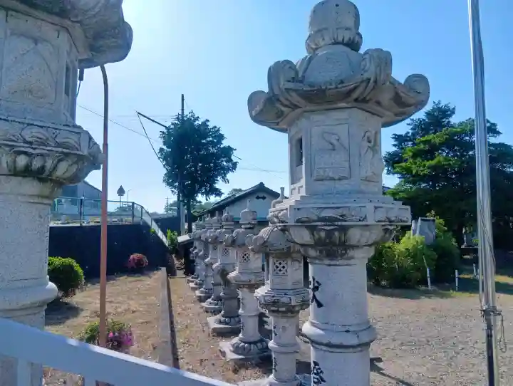 春日神社(上戸町)の{uncategorized: "未分類", other: "その他", undefined: "問題あり", building: "その他建物", grave: "お墓", sacred_gate: "鳥居", guardian: "狛犬", statue: "像", buddha: "仏像", history: "歴史", nature: "自然", garden: "庭園", animal: "動物", pagoda: "塔", temizu: "手水舎", mountain_gate: "山門・神門", sanctuary: "本殿・本堂", subordinate: "末社・摂社", art: "芸術", scenery: "景色", jizo: "地蔵", ema: "絵馬", goshuin: "御朱印", omikuji: "おみくじ", items: "授与品その他", amulet: "お守り", goshuincho: "御朱印帳", eats: "食事", festival: "お祭り", votive_dance: "神楽", shichigosan: "七五三参", wedding: "結婚式", experience: "体験その他", initially: "初詣", around: "周辺", anti_infection: "感染症対策"}
