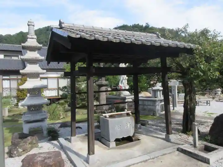 法光寺の手水舎
