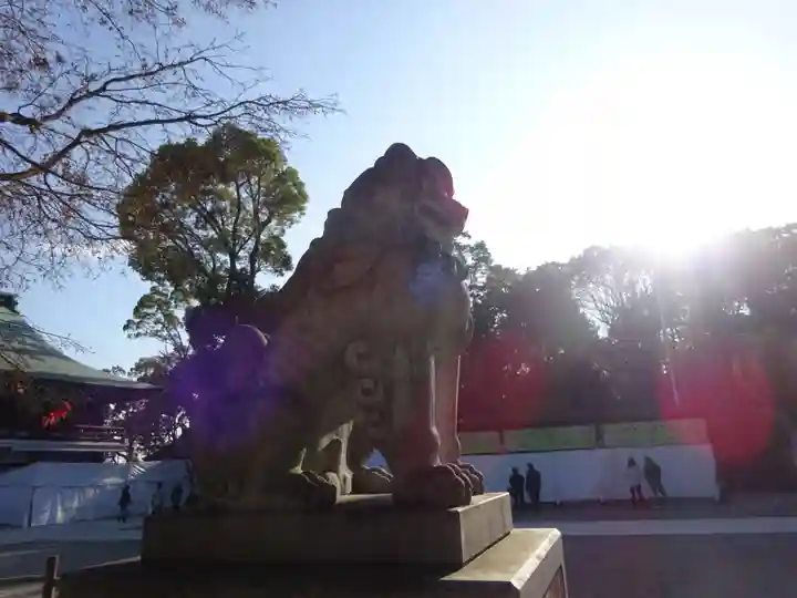 寒川神社の狛犬