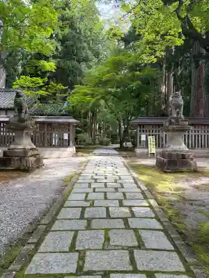 雄山神社中宮祈願殿(富山県)