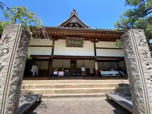 念仏寺の本殿・本堂