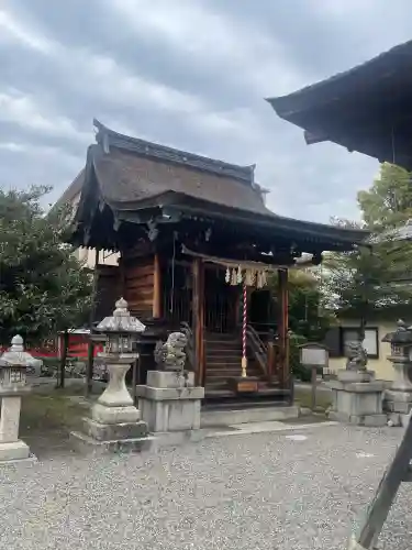 酒井神社の{uncategorized: "未分類", other: "その他", undefined: "問題あり", building: "その他建物", grave: "お墓", sacred_gate: "鳥居", guardian: "狛犬", statue: "像", buddha: "仏像", history: "歴史", nature: "自然", garden: "庭園", animal: "動物", pagoda: "塔", temizu: "手水舎", mountain_gate: "山門・神門", sanctuary: "本殿・本堂", subordinate: "末社・摂社", art: "芸術", scenery: "景色", jizo: "地蔵", ema: "絵馬", goshuin: "御朱印", omikuji: "おみくじ", items: "授与品その他", amulet: "お守り", goshuincho: "御朱印帳", eats: "食事", festival: "お祭り", votive_dance: "神楽", shichigosan: "七五三参", wedding: "結婚式", experience: "体験その他", initially: "初詣", around: "周辺", anti_infection: "感染症対策"}