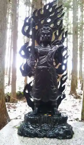 水分神社の仏像