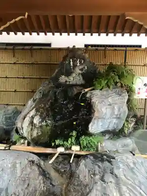 馬橋稲荷神社の手水舎