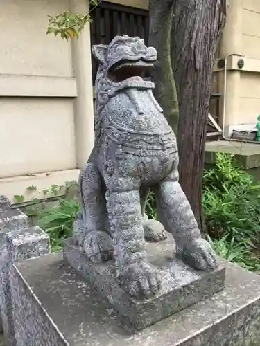 須賀神社の狛犬