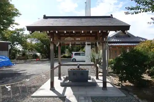 市軸稲荷神社の手水舎