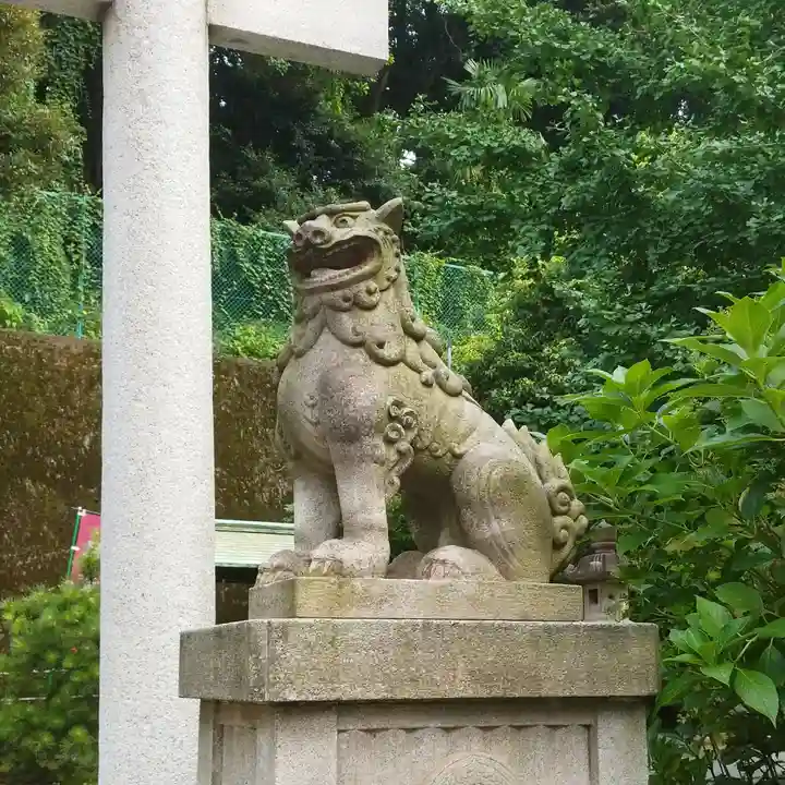 久國神社の狛犬