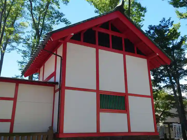 諏訪八幡神社の本殿・本堂