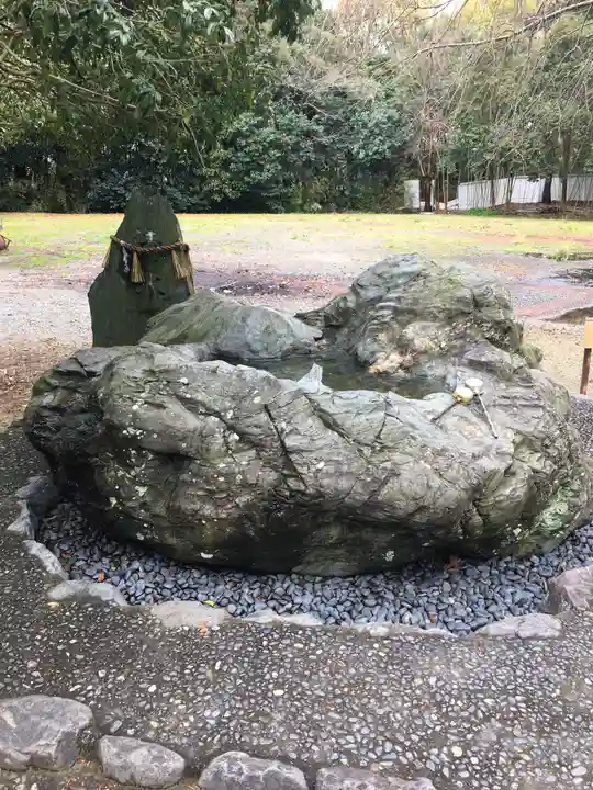 平川神明宮の手水舎