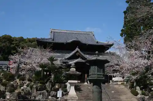 粉河寺の本殿・本堂