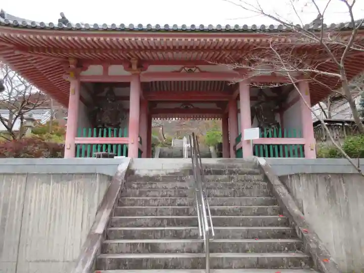 南法華寺(壷阪寺)の山門・神門
