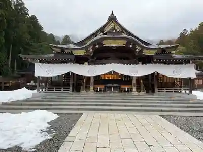 彌彦神社の本殿・本堂