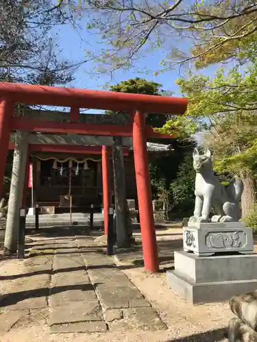 開運稲荷神社の鳥居