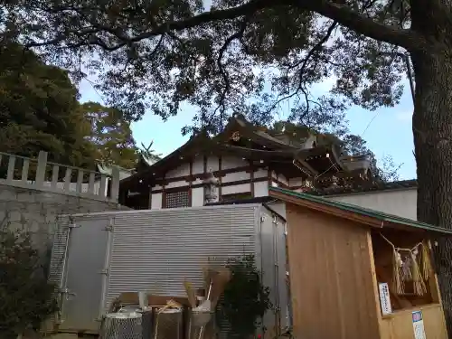 鶴崎神社の本殿