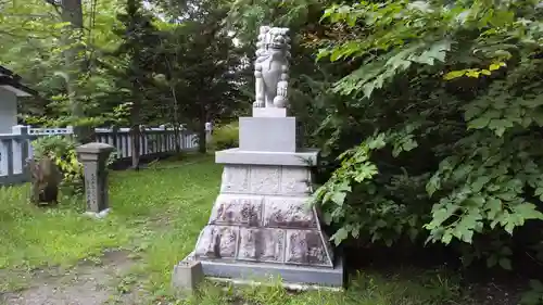 永山神社の狛犬