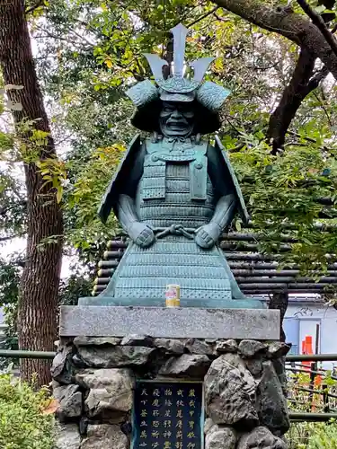 藤森神社の像