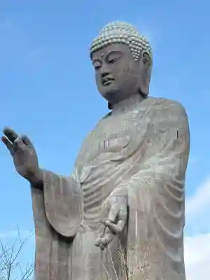 東本願寺本廟 牛久浄苑(牛久大仏)の{uncategorized: "未分類", other: "その他", undefined: "問題あり", building: "その他建物", grave: "お墓", sacred_gate: "鳥居", guardian: "狛犬", statue: "像", buddha: "仏像", history: "歴史", nature: "自然", garden: "庭園", animal: "動物", pagoda: "塔", temizu: "手水舎", mountain_gate: "山門・神門", sanctuary: "本殿・本堂", subordinate: "末社・摂社", art: "芸術", scenery: "景色", jizo: "地蔵", ema: "絵馬", goshuin: "御朱印", omikuji: "おみくじ", items: "授与品その他", amulet: "お守り", goshuincho: "御朱印帳", eats: "食事", festival: "お祭り", votive_dance: "神楽", shichigosan: "七五三参", wedding: "結婚式", experience: "体験その他", initially: "初詣", around: "周辺", anti_infection: "感染症対策"}