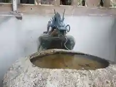 泉岡一言神社の手水