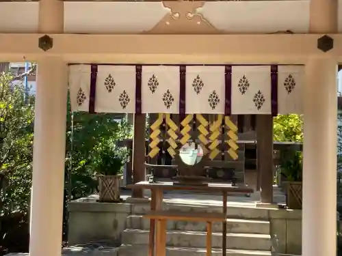 嚴島神社(神奈川県)