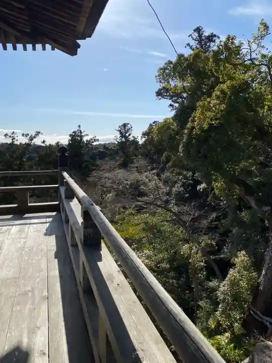 笠森寺の{uncategorized: "未分類", other: "その他", undefined: "問題あり", building: "その他建物", grave: "お墓", sacred_gate: "鳥居", guardian: "狛犬", statue: "像", buddha: "仏像", history: "歴史", nature: "自然", garden: "庭園", animal: "動物", pagoda: "塔", temizu: "手水舎", mountain_gate: "山門・神門", sanctuary: "本殿・本堂", subordinate: "末社・摂社", art: "芸術", scenery: "景色", jizo: "地蔵", ema: "絵馬", goshuin: "御朱印", omikuji: "おみくじ", items: "授与品その他", amulet: "お守り", goshuincho: "御朱印帳", eats: "食事", festival: "お祭り", votive_dance: "神楽", shichigosan: "七五三参", wedding: "結婚式", experience: "体験その他", initially: "初詣", around: "周辺", anti_infection: "感染症対策"}