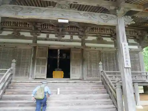 多田寺の本殿・本堂